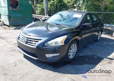 2015 Nissan Altima 2.5/2.5 S/2.5 Sl/2.5 Sv из США, поврежденный, VIN 1N4AL3AP8FC172072